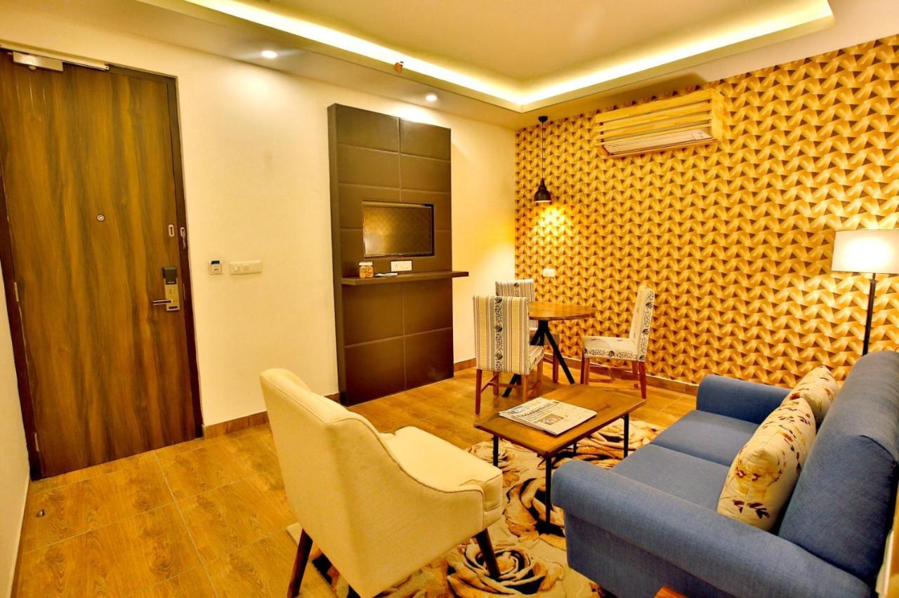 The Fern Residency Noida酒店 外观 照片